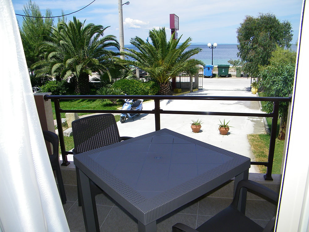 Castro Deluxe Apartment Toroni Exterior photo