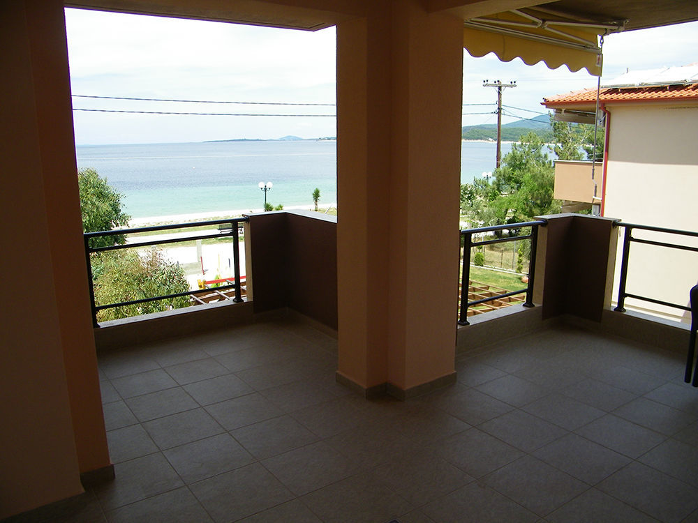 Castro Deluxe Apartment Toroni Exterior photo